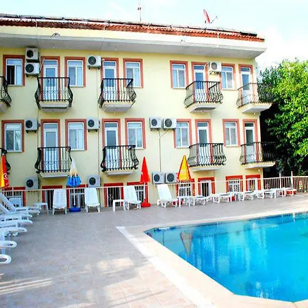 Ertek Bed & Breakfast 2*